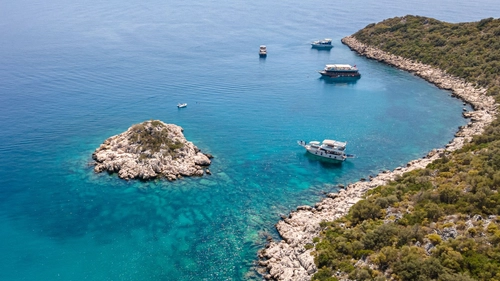 Kaş-Kalkan: Cennet Köşesi Tatil Beldeleri - Muhteşem Plajlar ve Tarihi Keşifler